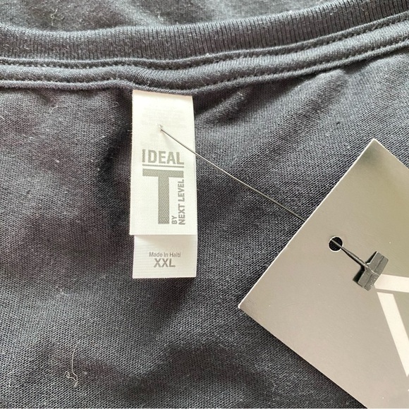 St. Patrick's Day Graphic Tee - Picture 6 of 7